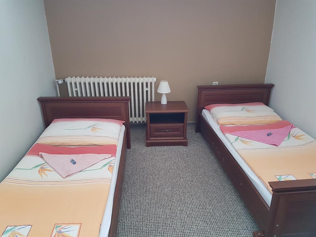 Siesta Rodinny Resort Pardubice Zewnętrze zdjęcie
